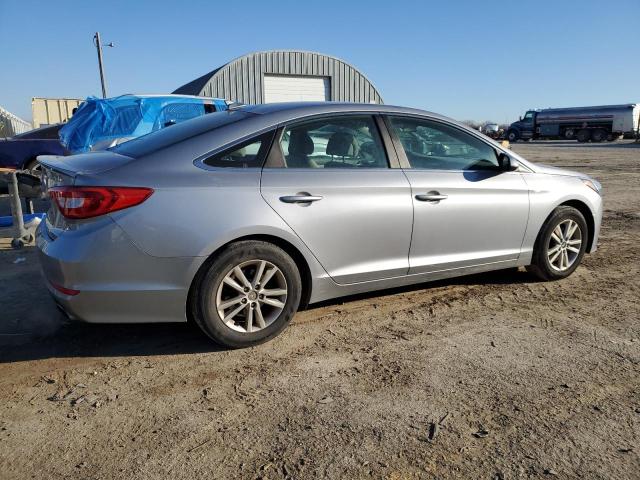 Obraz 3 z 2015 HYUNDAI SONATA SE 2015 z VIN 5NPE24AF4FH186972