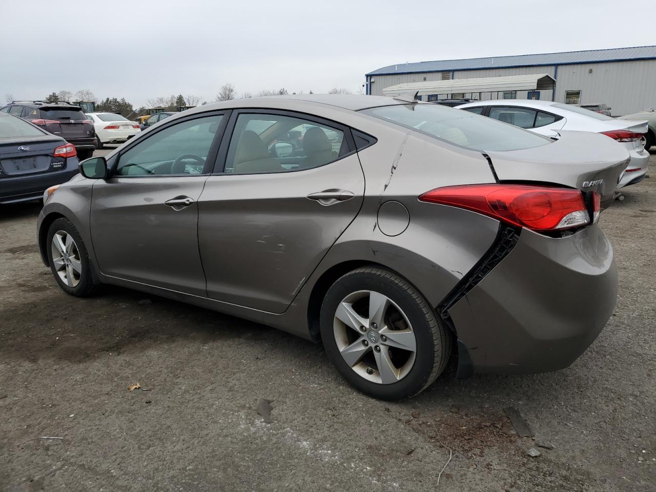 Image 2 of 2013 HYUNDAI ELANTRA GLS 2013 with VIN 5NPDH4AE9DH253709