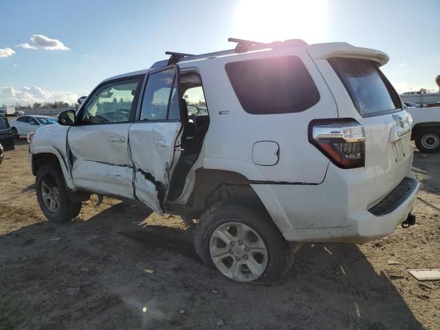 Image 2 of 2015 TOYOTA 4RUNNER SR5 2015 with VIN JTEBU5JR2F5233151