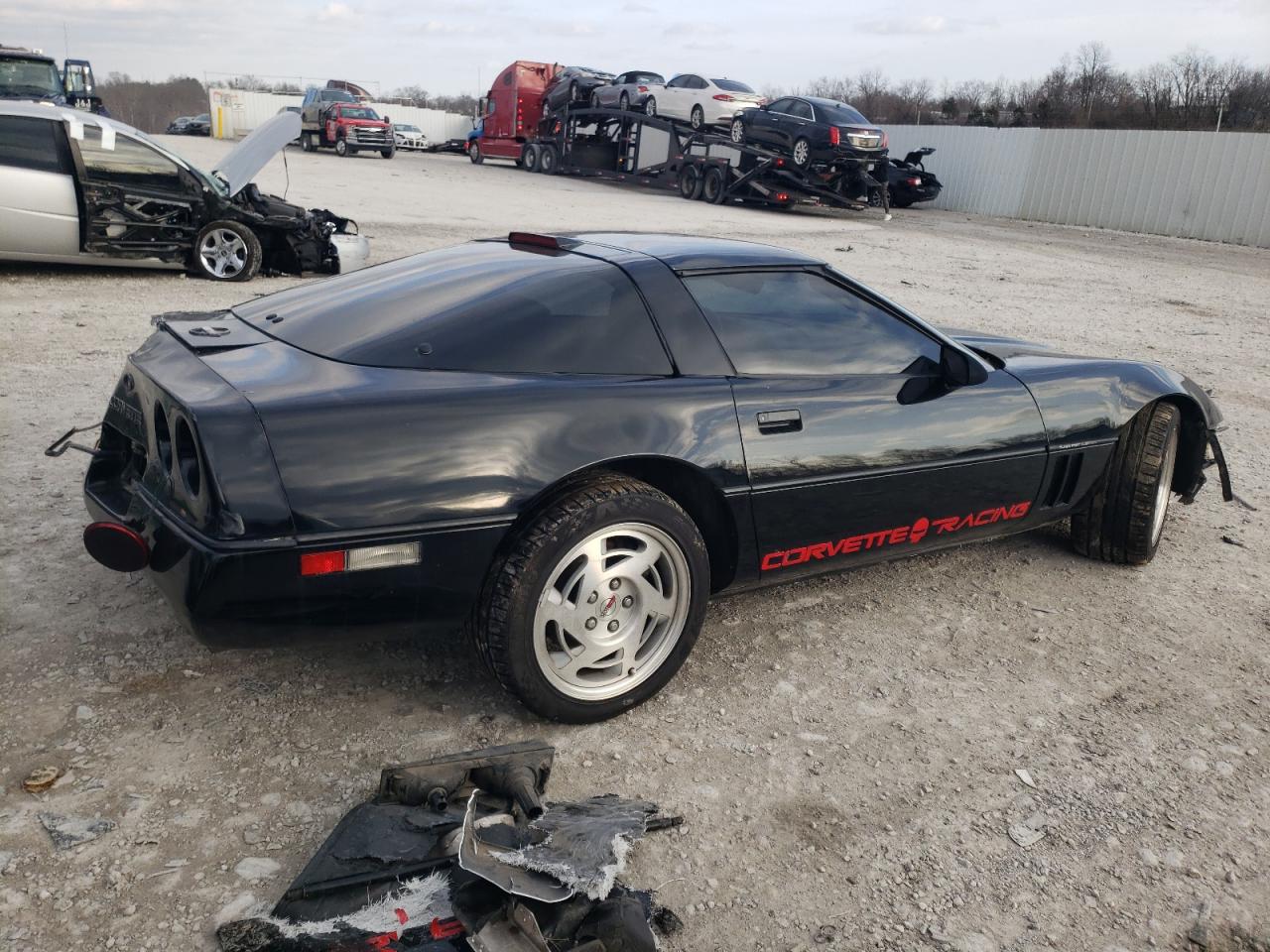Obraz 3 z 1990 CHEVROLET CORVETTE  1990 z VIN 1G1YY2386L5104274