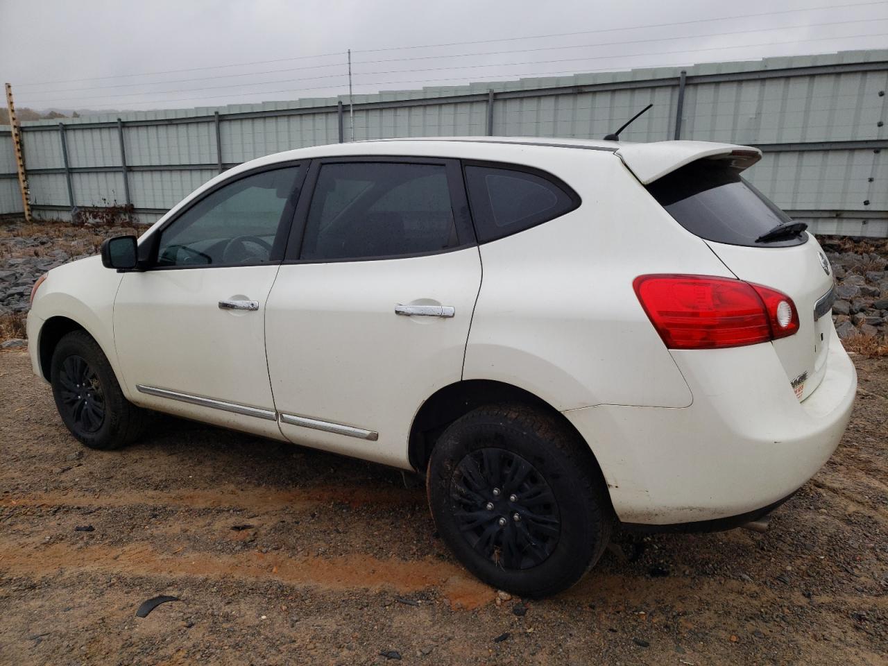 Image 2 of 2013 NISSAN ROGUE S 2013 with VIN JN8AS5MT5DW517477