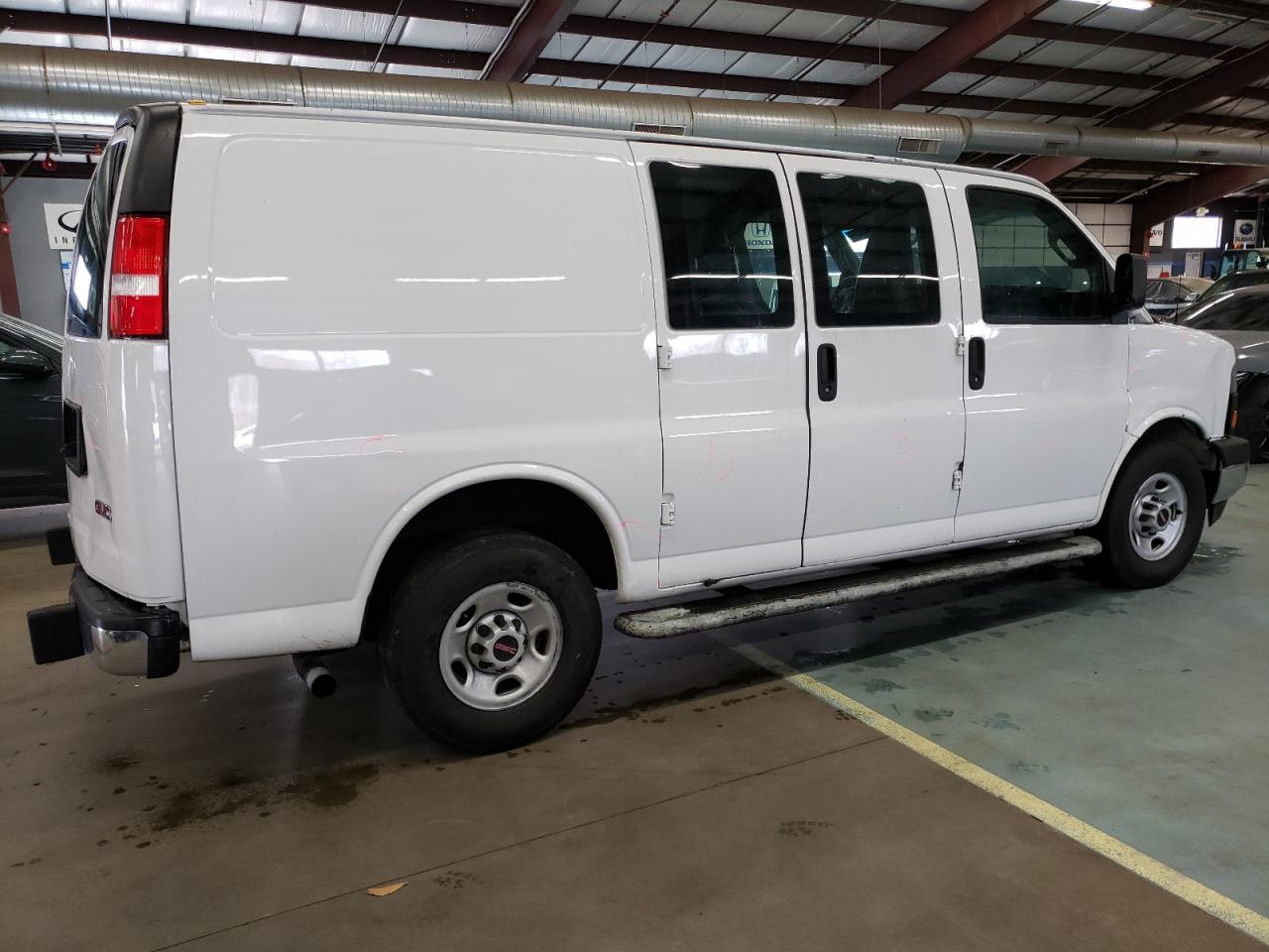 Obraz 3 z 2021 GMC SAVANA G2500 2021 z VIN 1GTW7AF76M1233218