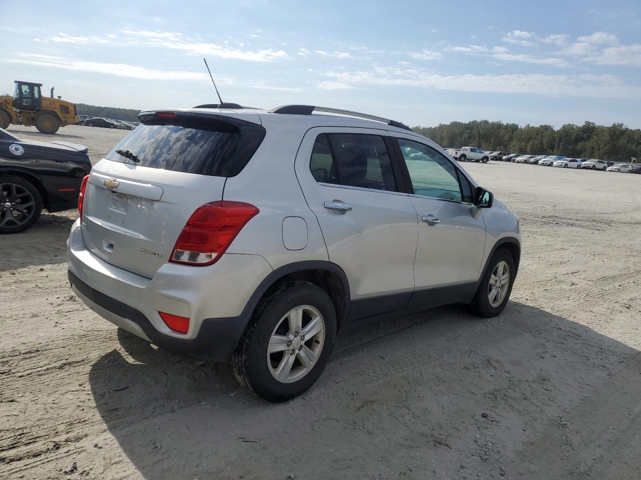 Image 3 of 2017 CHEVROLET TRAX 1LT 2017 with VIN KL7CJLSB7HB191942