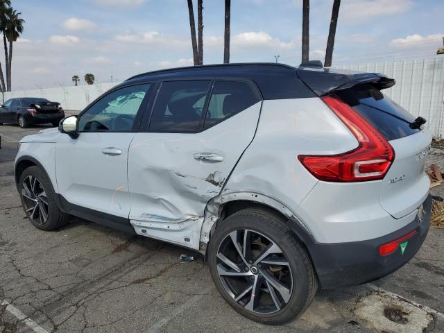 Image 2 of 2022 VOLVO XC40 T5 R-DESIGN 2022 with VIN YV4162UM4N2668324