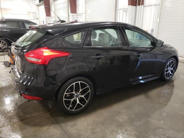 Image 3 of 2015 FORD FOCUS SE 2015 with VIN 1FADP3K25FL246763