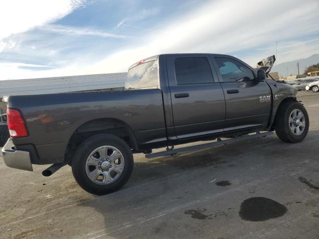 Image 3 of 2018 RAM 2500 ST 2018 with VIN 3C6UR5CLXJG153886