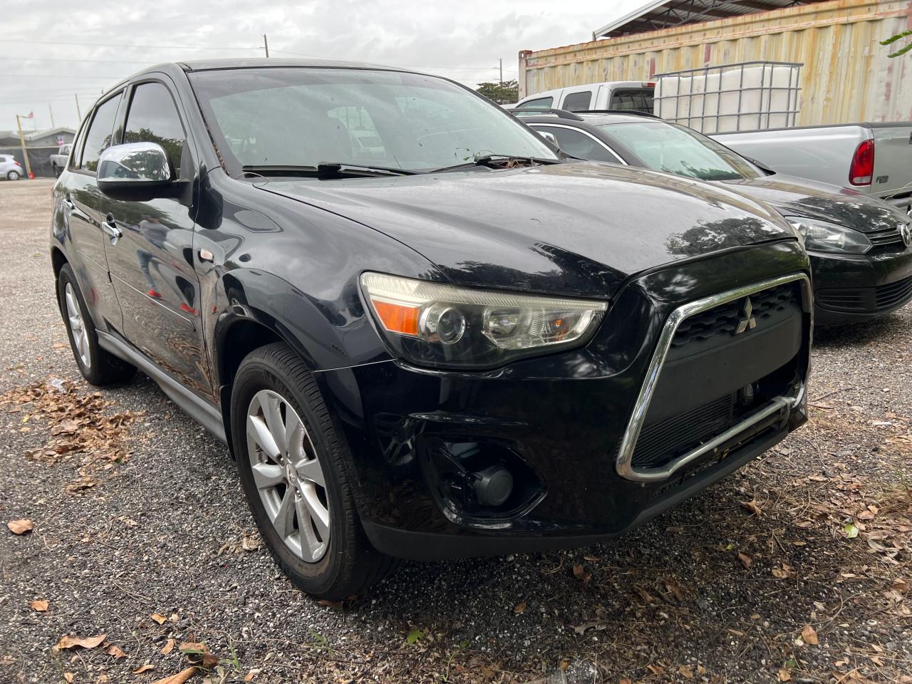 Obraz 2015 MITSUBISHI OUTLANDER SPORT ES 2015
