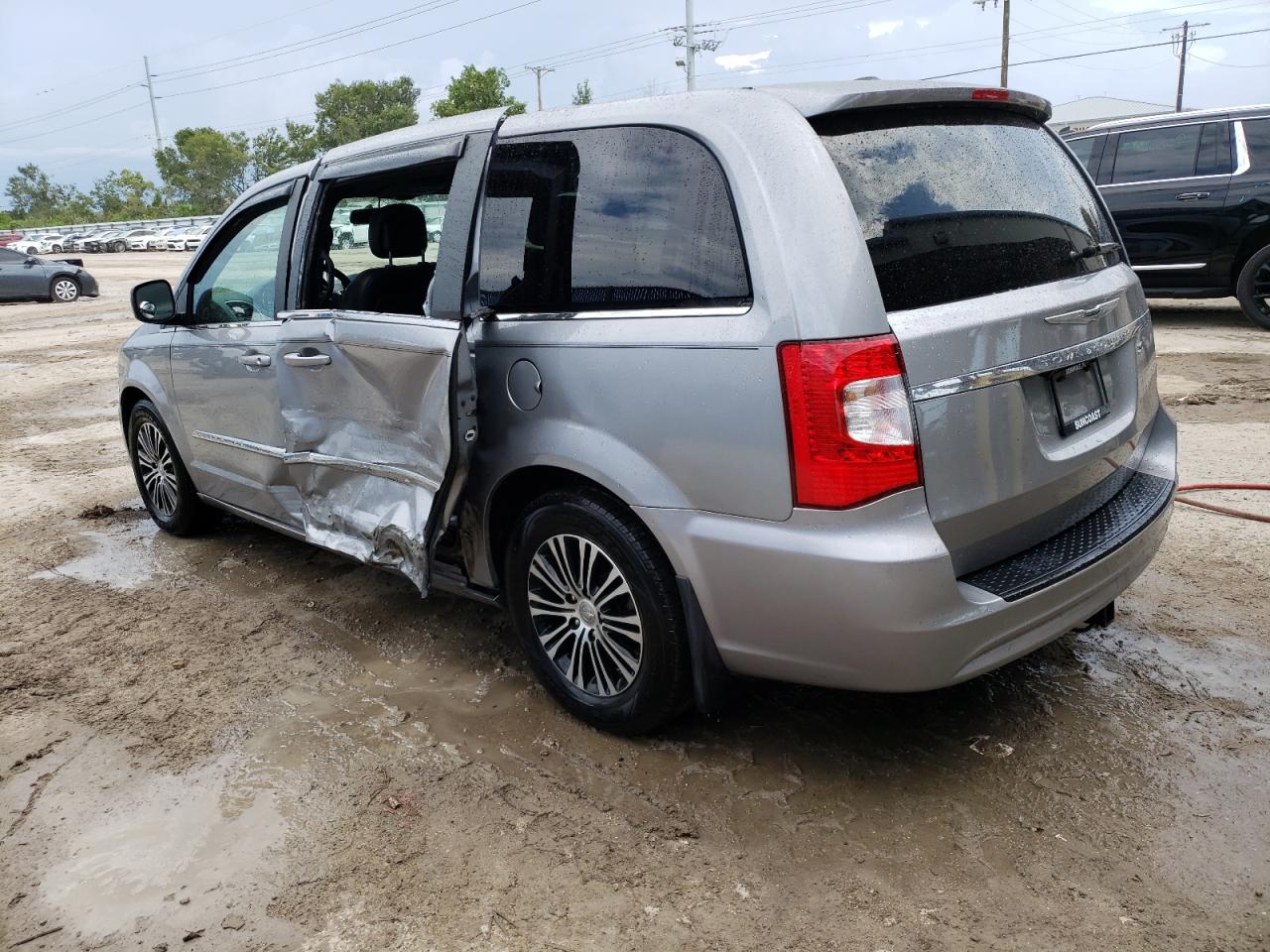 Obraz 2 z 2014 CHRYSLER TOWN & COUNTRY S 2014 z VIN 2C4RC1HG2ER132633