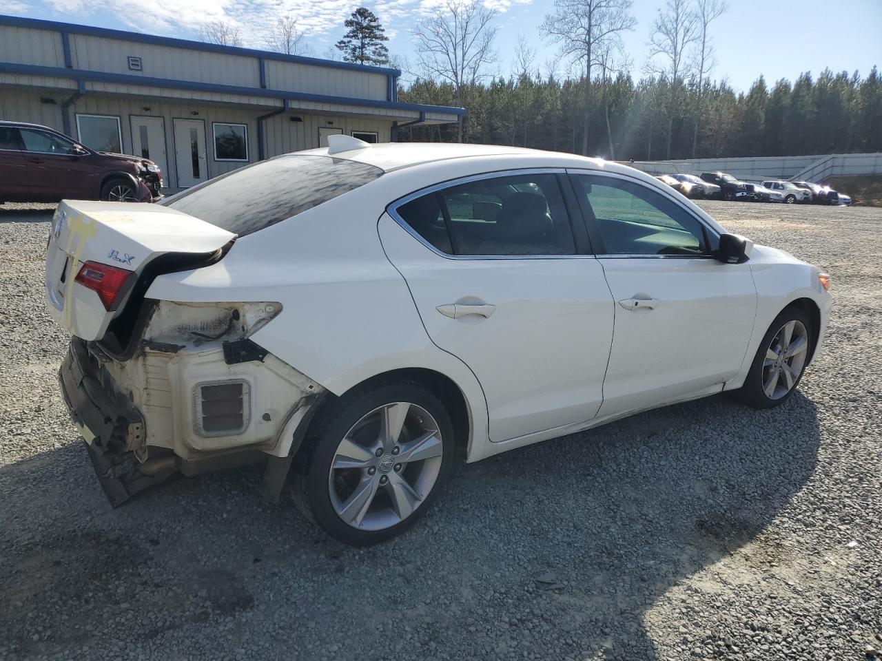 Image 3 of 2014 ACURA ILX 20 TECH 2014 with VIN 19VDE1F73EE012227