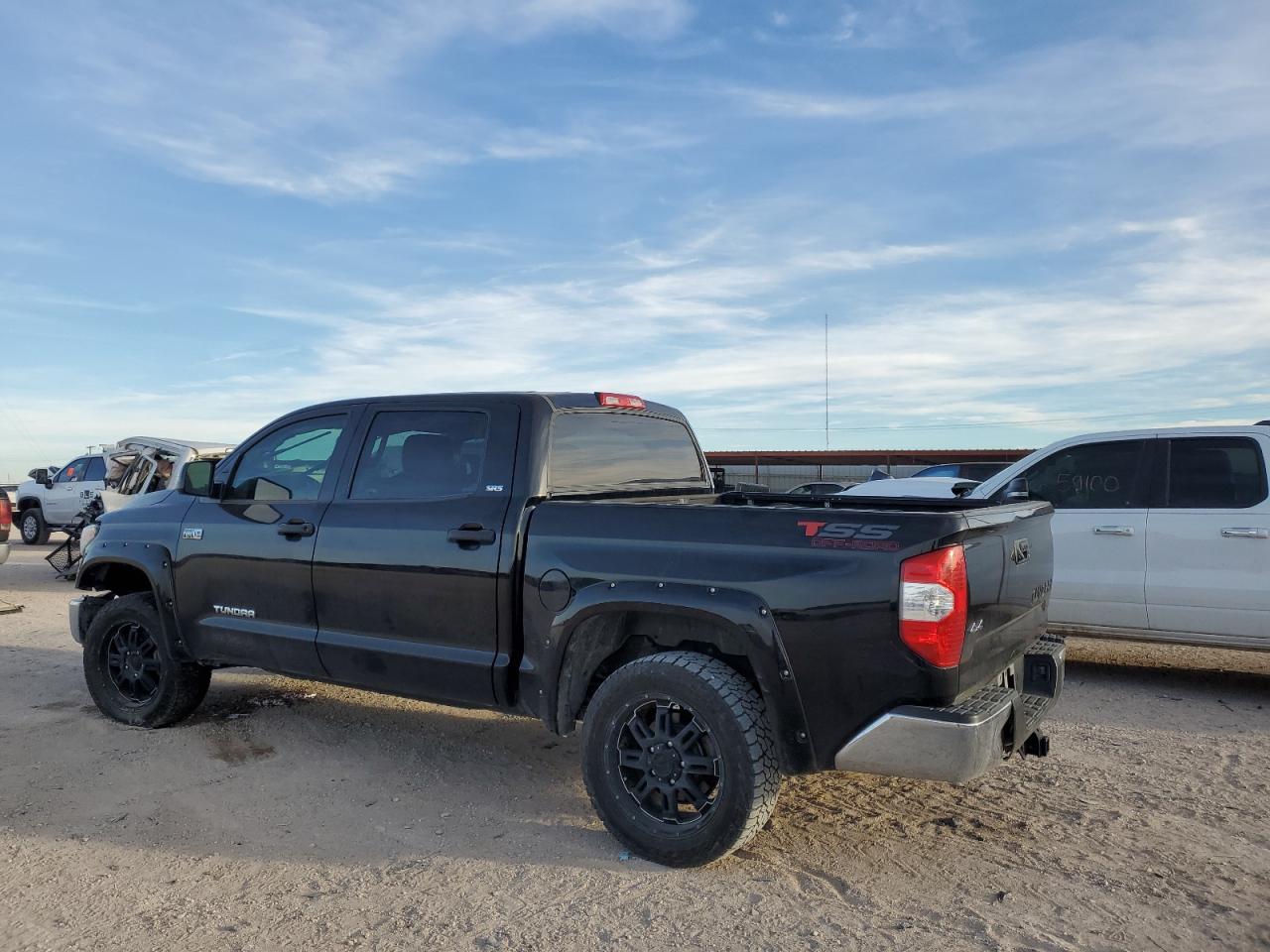 Obraz 2 z 2015 TOYOTA TUNDRA CREWMAX SR5 2015 z VIN 5TFDW5F18FX433689