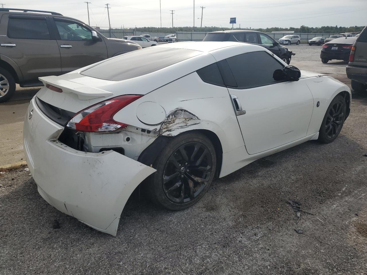 Image 3 of 2017 NISSAN 370Z BASE 2017 with VIN JN1AZ4EH2HM953008