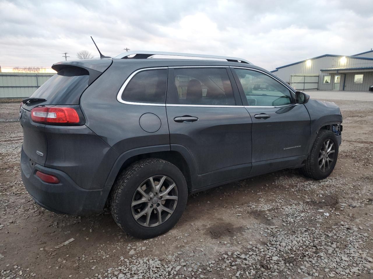 Image 3 of 2015 JEEP CHEROKEE LATITUDE 2015 with VIN 1C4PJMCB4FW727843