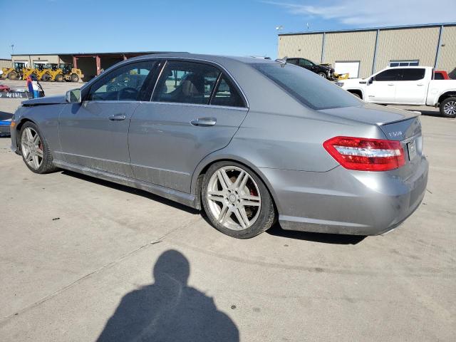 Obraz 2 z 2010 MERCEDES-BENZ E 550 4MATIC 2010 z VIN WDDHF9AB5AA223884
