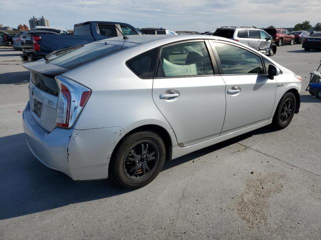 Image 3 of 2015 TOYOTA PRIUS  2015 with VIN JTDKN3DU3F0420384
