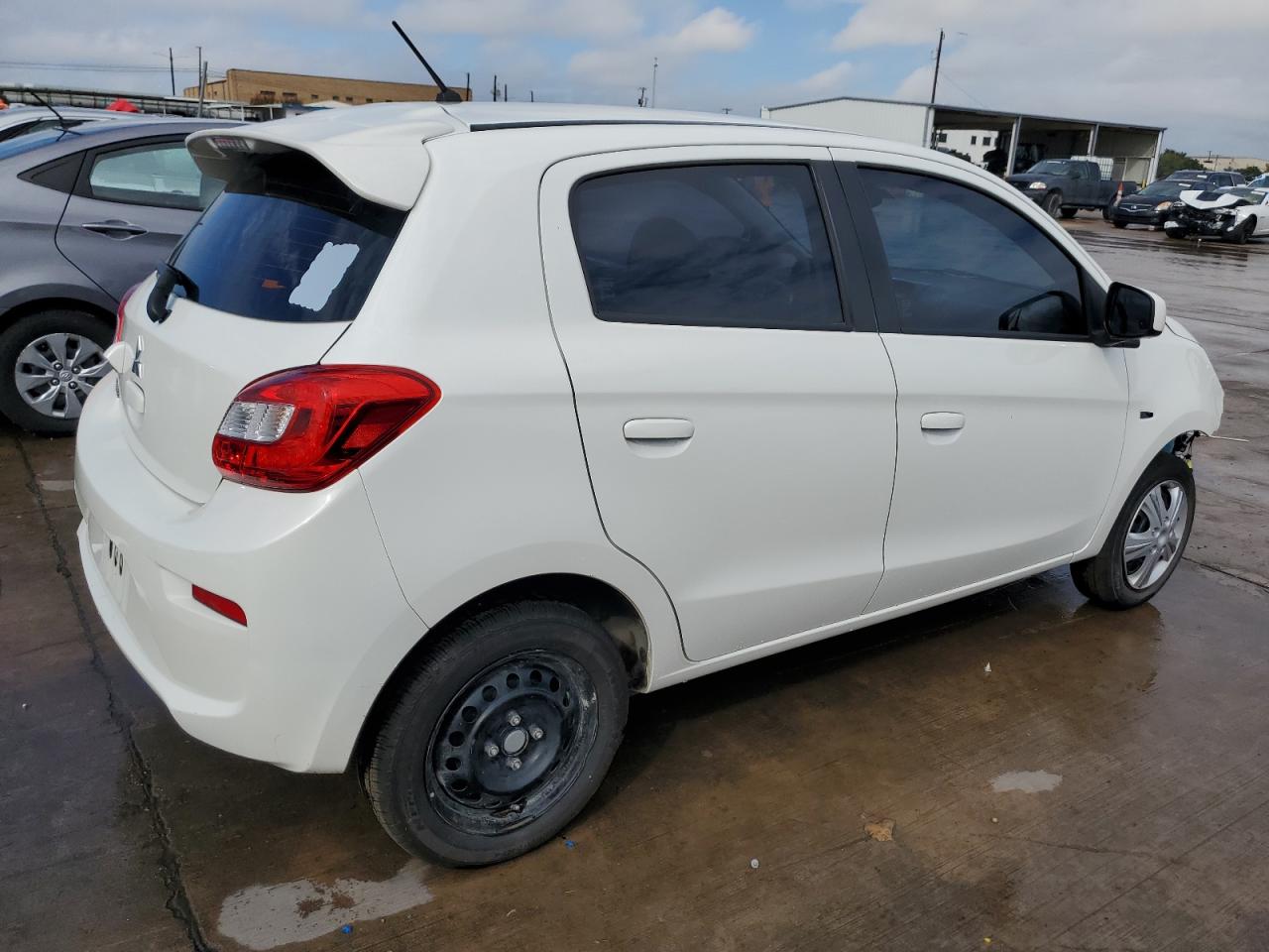 Obraz 3 z 2020 MITSUBISHI MIRAGE ES 2020 z VIN ML32A3HJ0LH005647