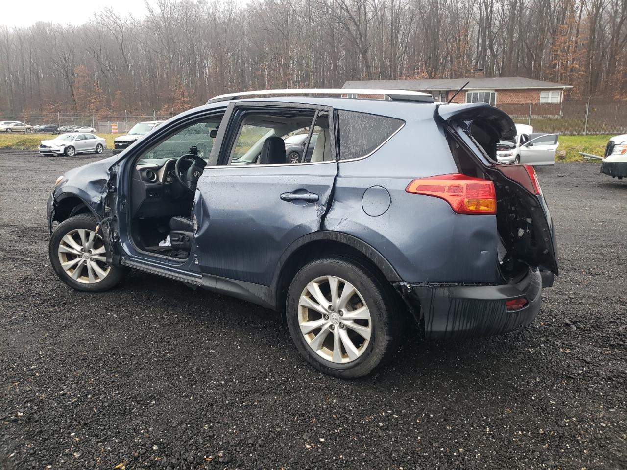Изображение 2 2014 TOYOTA RAV4 LIMITED 2014 с VIN 2T3DFREV3EW189836