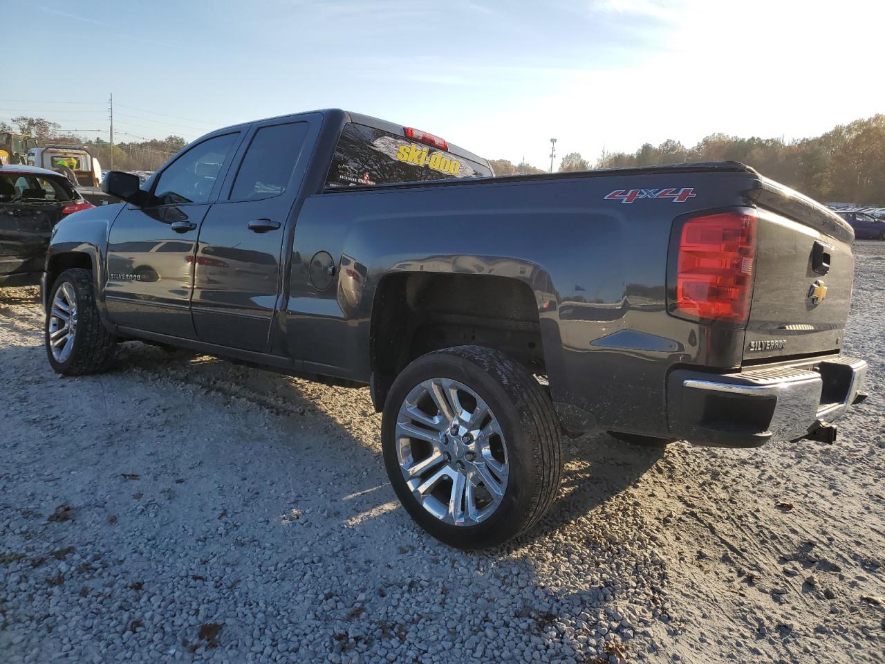 Image 2 of 2016 CHEVROLET SILVERADO K1500 LT 2016 with VIN 1GCVKREC1GZ311207