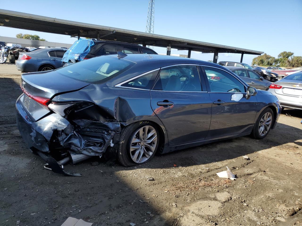 Image 3 of 2022 TOYOTA AVALON XLE 2022 with VIN 4T1JZ1FB7NU077758