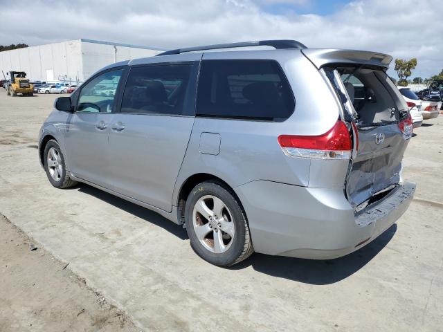 Image 2 of 2013 TOYOTA SIENNA LE 2013 with VIN 5TDKK3DC9DS315276