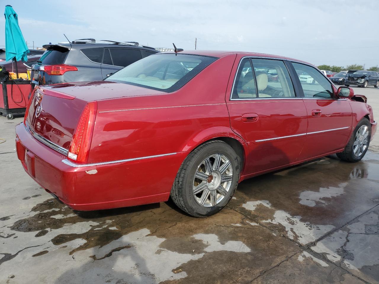 Изображение 3 2008 CADILLAC DTS  2008 с VIN 1G6KD57Y08U184630
