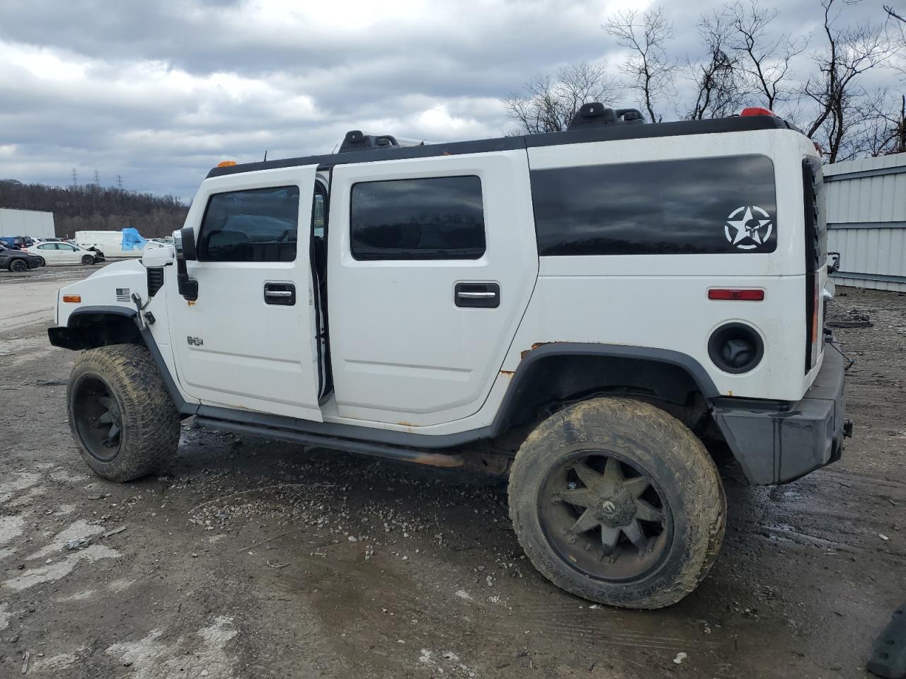 Obraz 2 z 2004 HUMMER H2  2004 z VIN 5GRGN23U44H102899