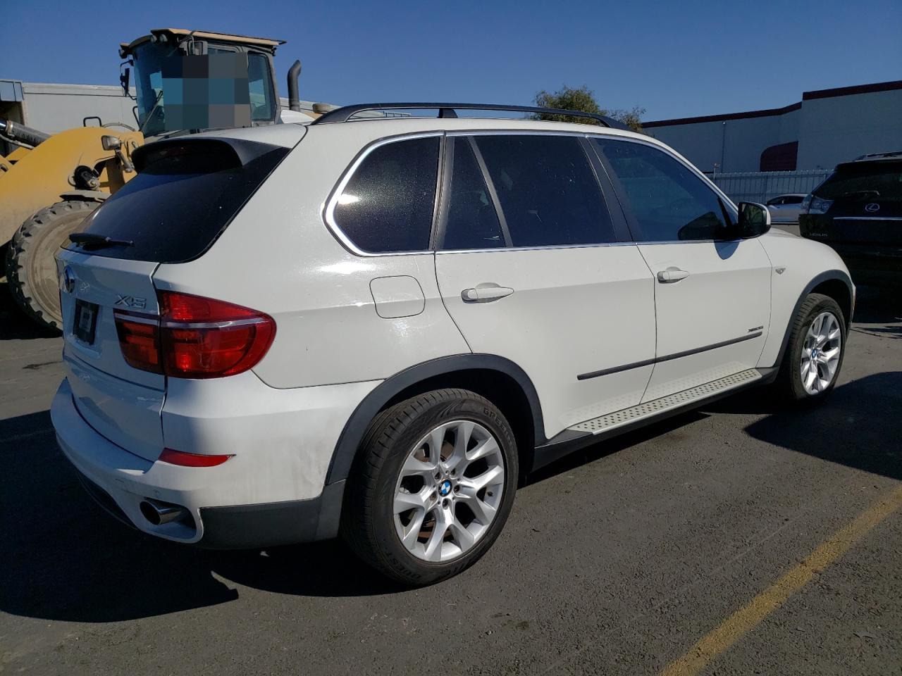 Obraz 3 z 2013 BMW X5 XDRIVE35I 2013 z VIN 5UXZV4C56D0E02779