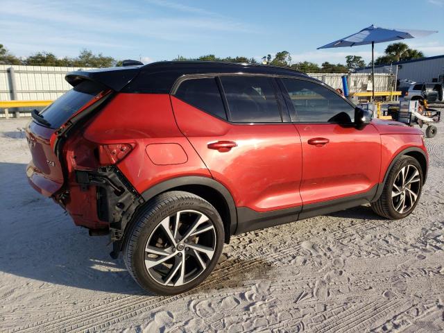 Image 3 of 2019 VOLVO XC40 T4 R-DESIGN 2019 with VIN YV4AC2HM3K2047347