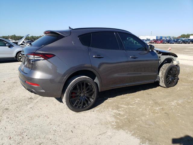 Изображение 3 2022 MASERATI LEVANTE BASE 2022 с VIN ZN661XUA3NX393170