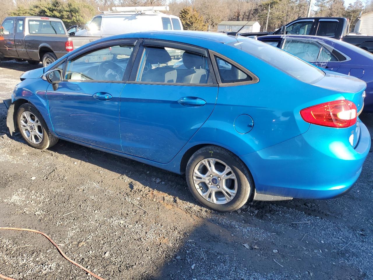 Изображение 2 2013 FORD FIESTA SE 2013 с VIN 3FADP4BJ7DM206693