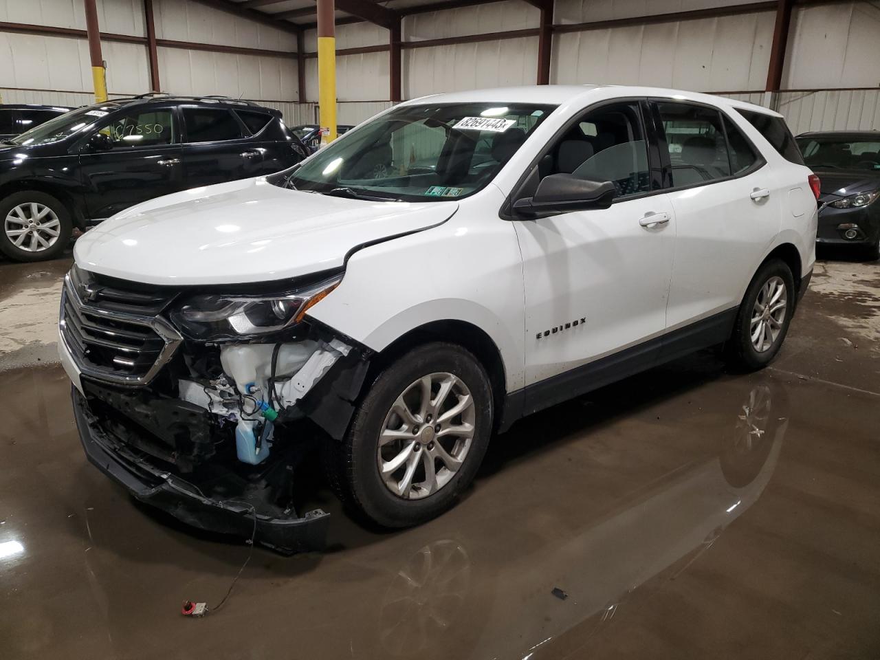 Image 1 of 2018 CHEVROLET EQUINOX LS 2018 with VIN 2GNAXHEV9J6304480
