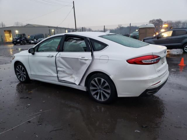 Image 2 of 2019 FORD FUSION SE 2019 with VIN 3FA6P0T94KR159063