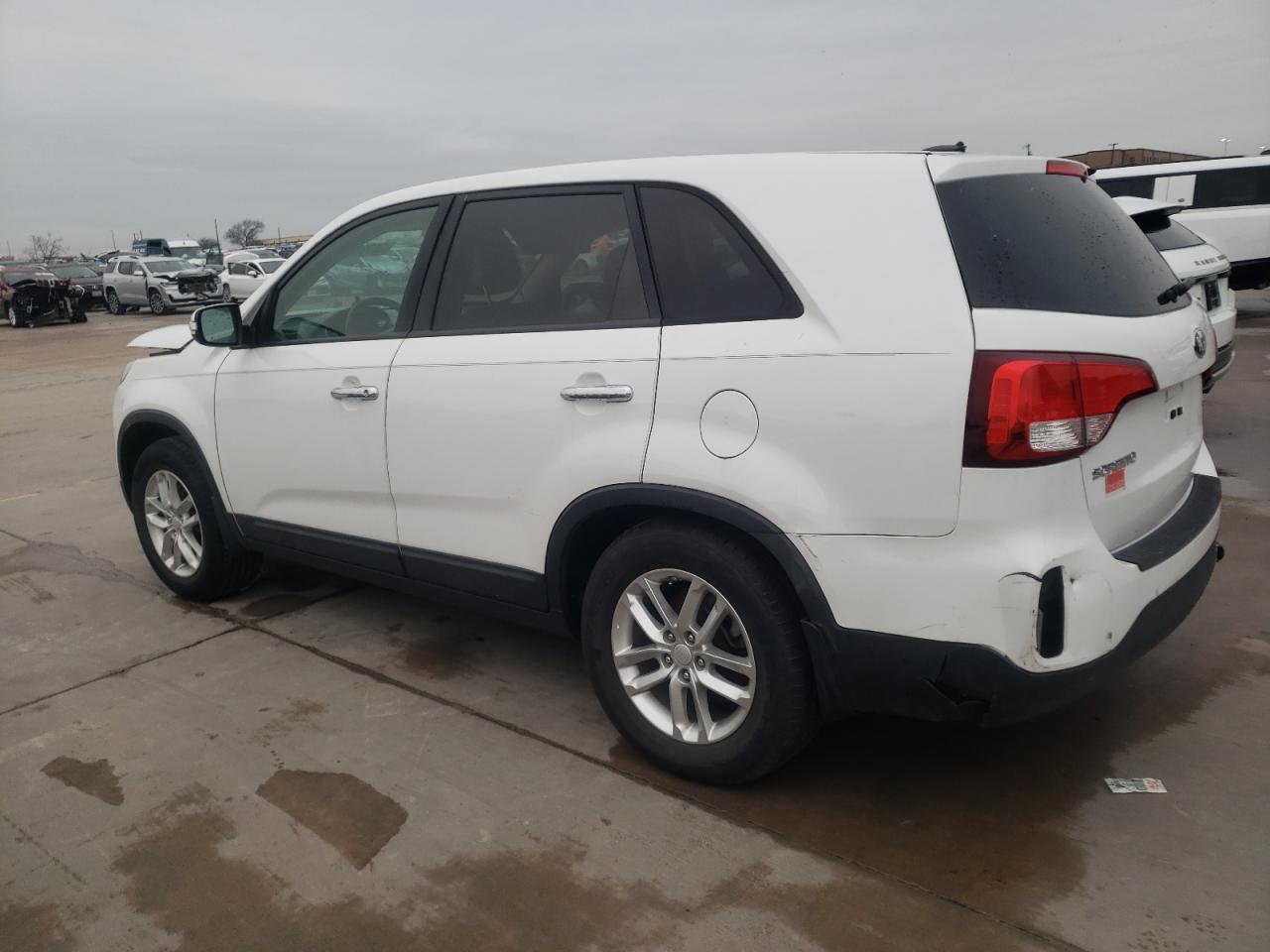 Image 2 of 2015 KIA SORENTO LX 2015 with VIN 5XYKT3A64FG594213