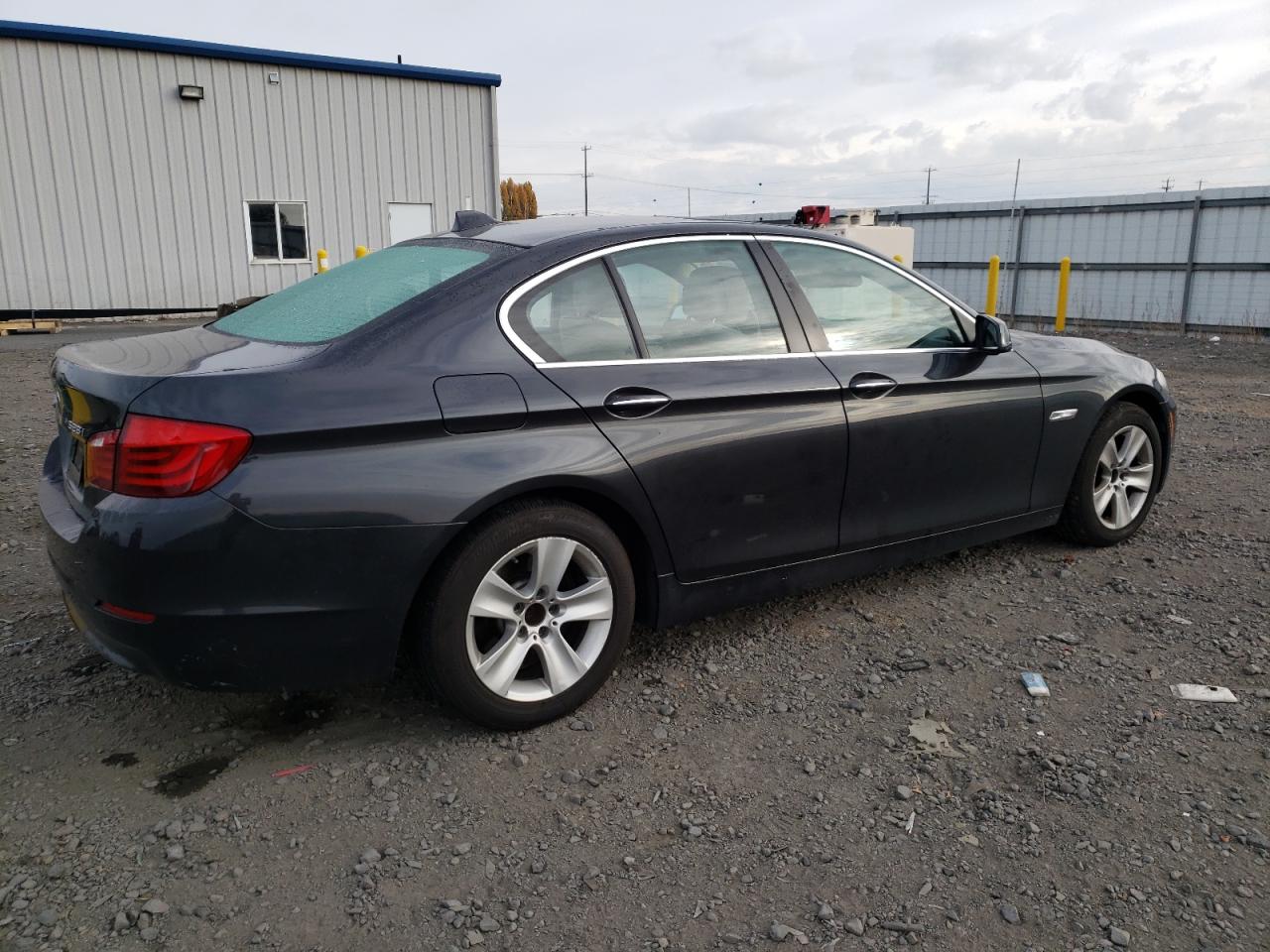 Obraz 3 z Bmw 528 Xi 2013 z VIN WBAXH5C5XDD108651