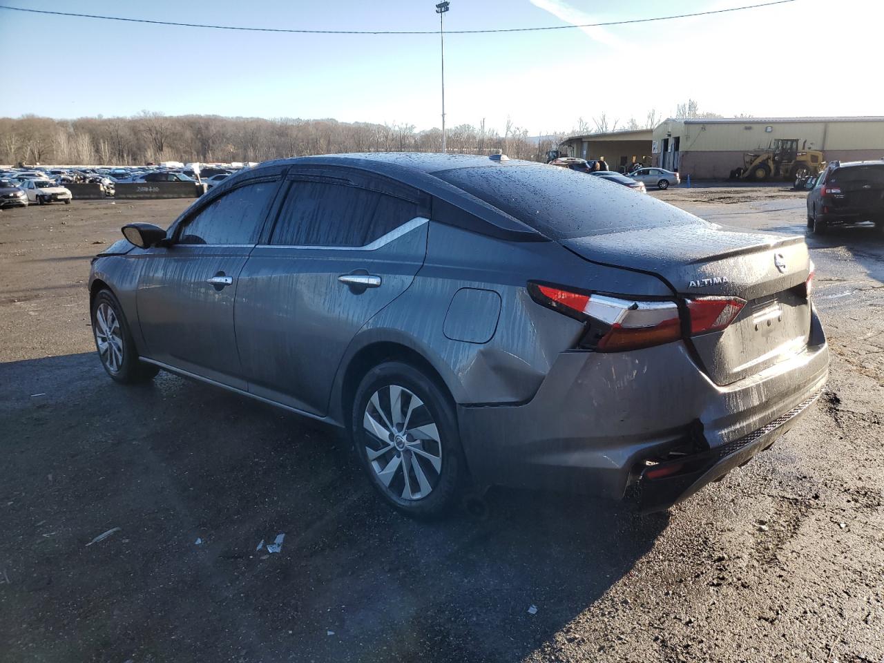 Image 2 of 2020 NISSAN ALTIMA S 2020 with VIN 1N4BL4BV9LC214123