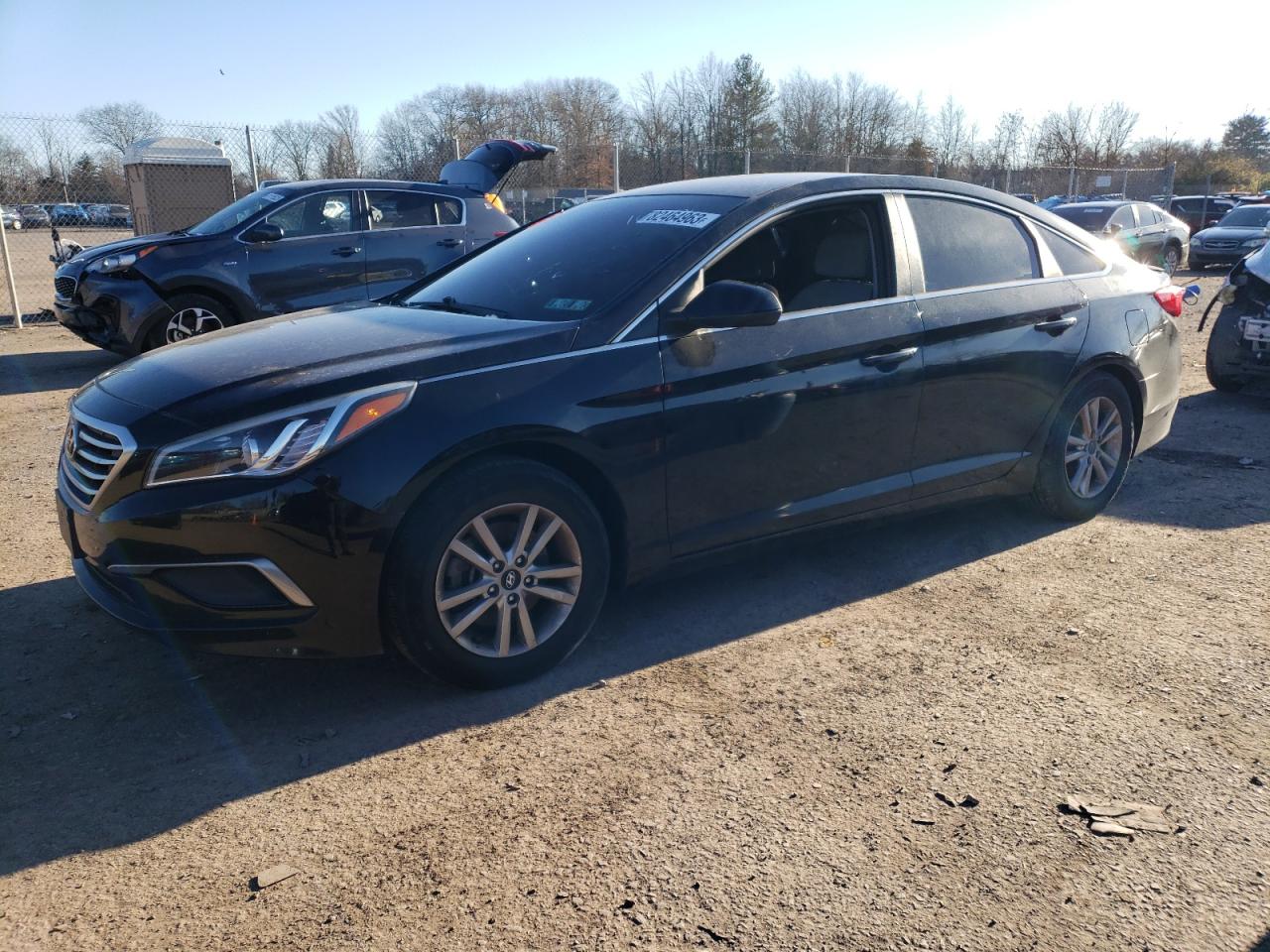 Obraz 1 z 2016 HYUNDAI SONATA SE 2016 z VIN 5NPE24AF9GH381368