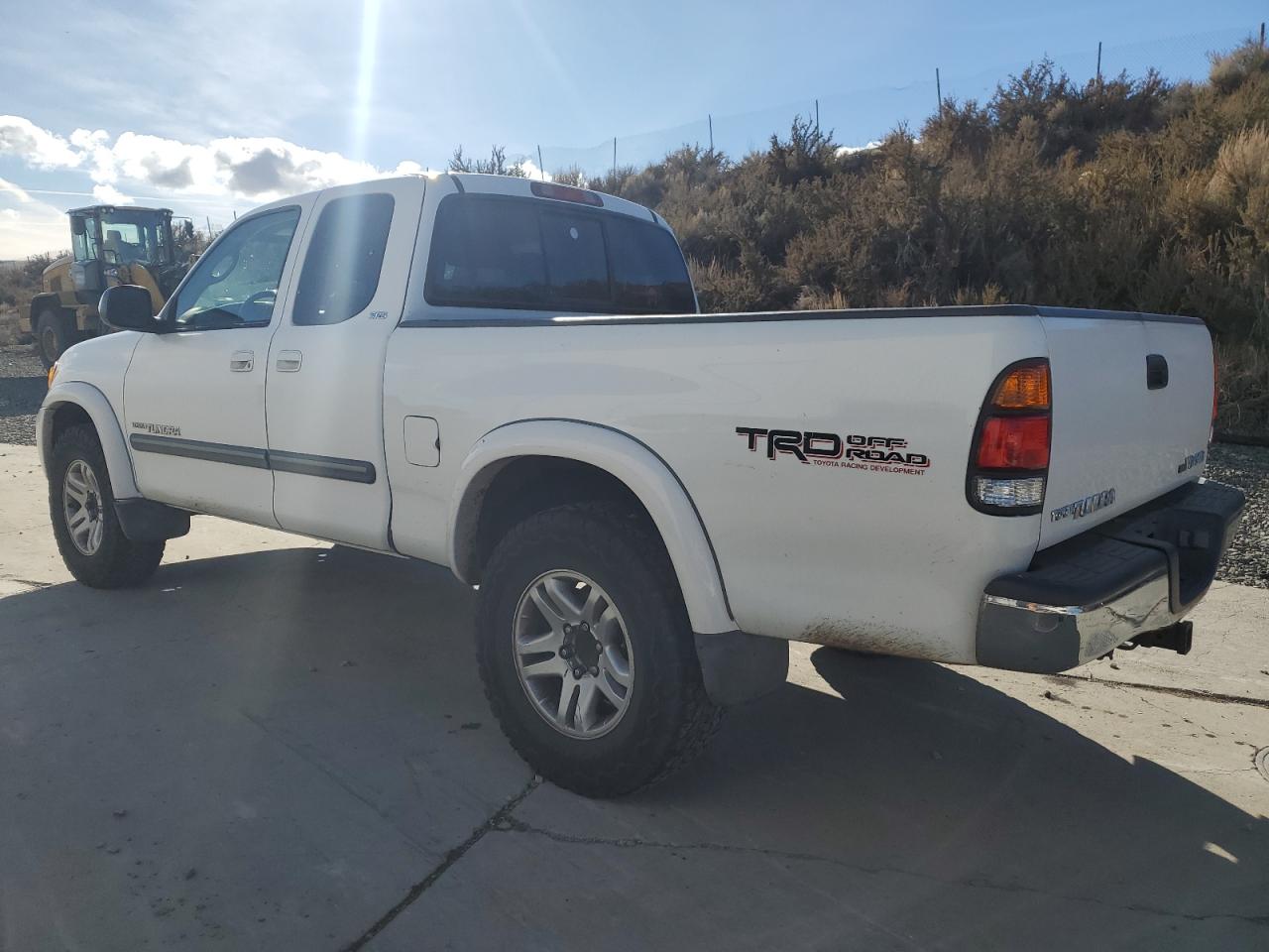 Image 2 of 2003 TOYOTA TUNDRA ACCESS CAB SR5 2003 with VIN 5TBBT44193S382386