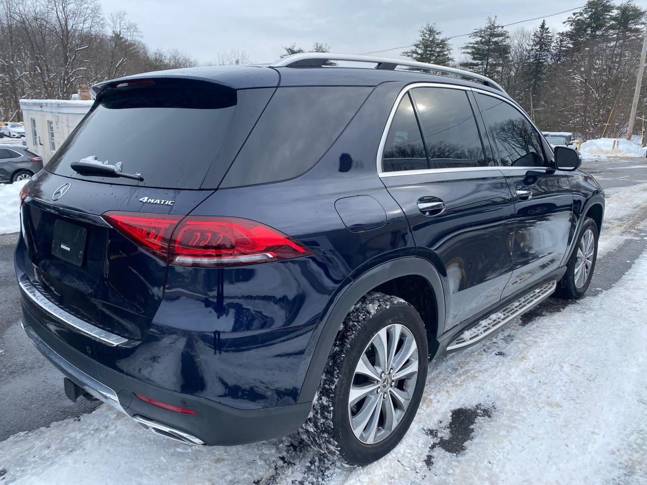 Image 3 of 2020 MERCEDES-BENZ GLE 350 4MATIC 2020 with VIN 4JGFB4KBXLA060341