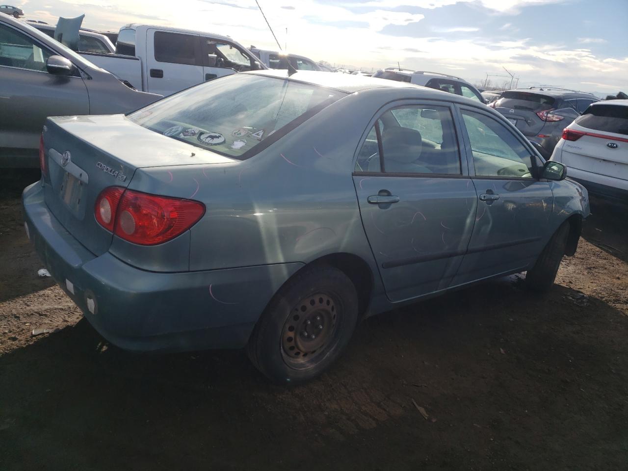 Image 3 of 2007 TOYOTA COROLLA CE 2007 with VIN 1NXBR32E97Z863385