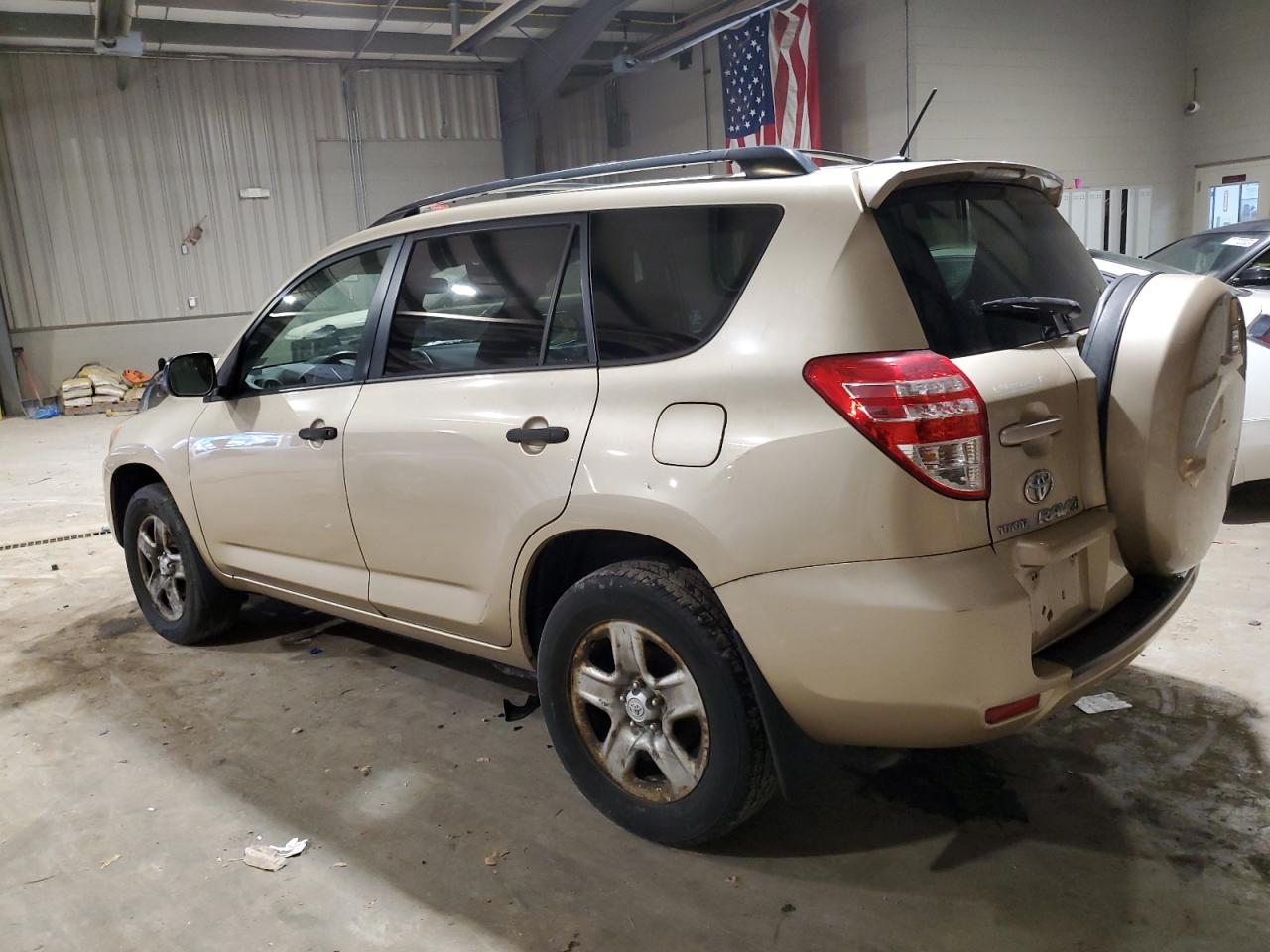 Image 2 of 2009 TOYOTA RAV4  2009 with VIN JTMZF35V895011906