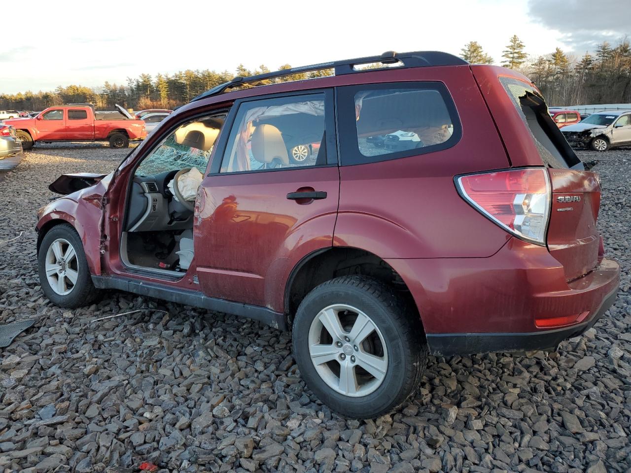 Obraz 2 z 2010 SUBARU FORESTER XS 2010 z VIN JF2SH6BC7AH797525
