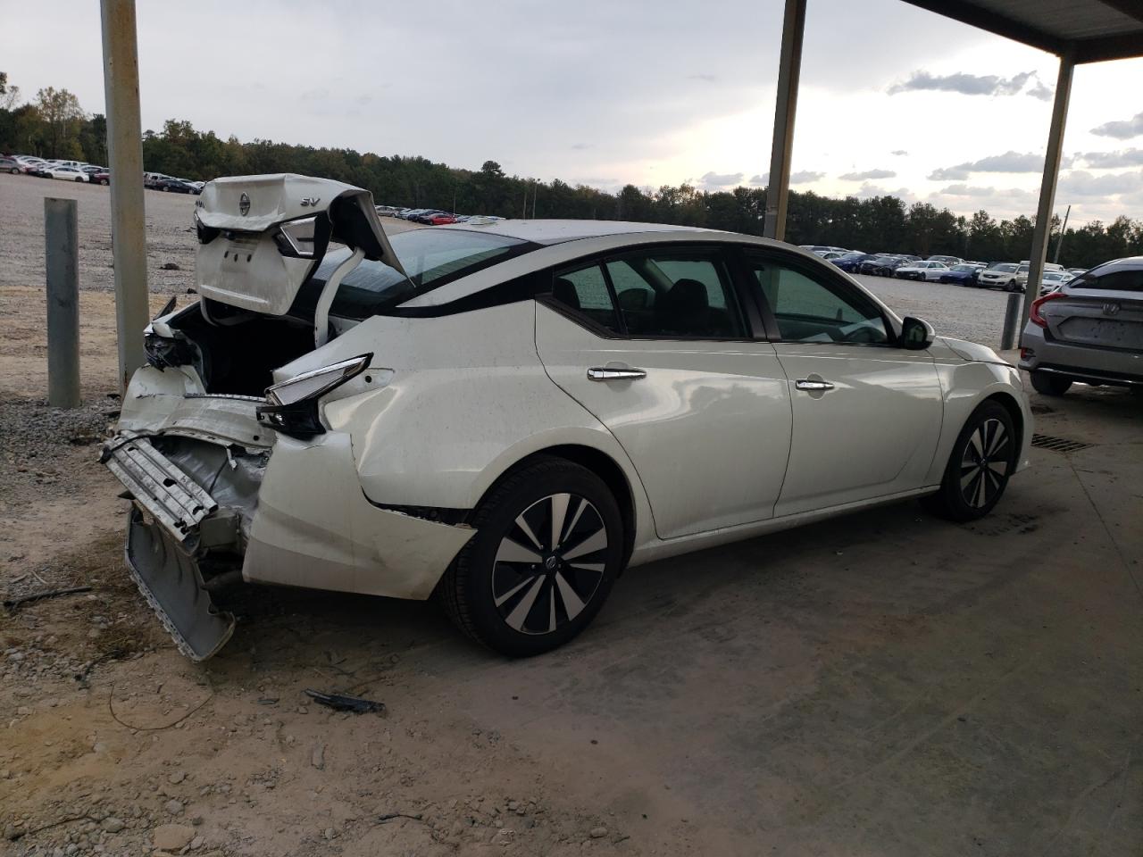 Изображение 3 2021 NISSAN ALTIMA SV 2021 с VIN 1N4BL4DV7MN339771