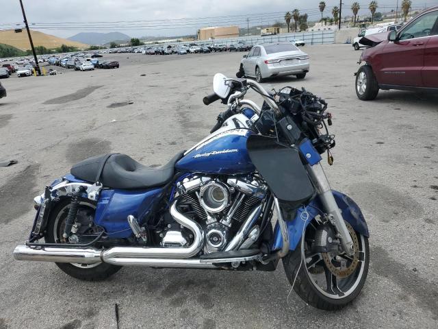 Image 1 of 2017 HARLEY-DAVIDSON FLTRXS ROAD GLIDE SPECIAL 2017 with VIN 1HD1KTC39HB653222
