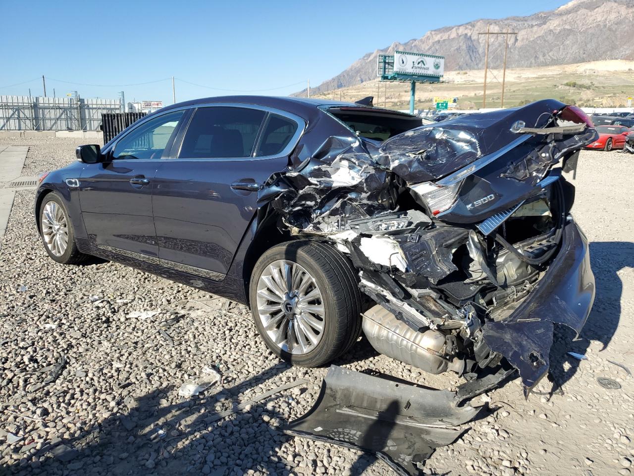 Image 2 of 2015 KIA K900  2015 with VIN KNALW4D4XF6019688