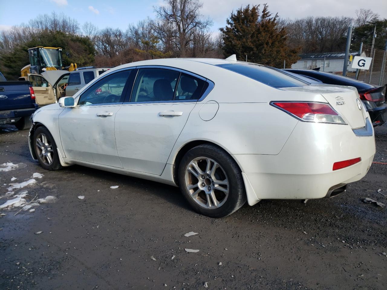 Obraz 2 z 2009 ACURA TL  2009 z VIN 19UUA86299A024800