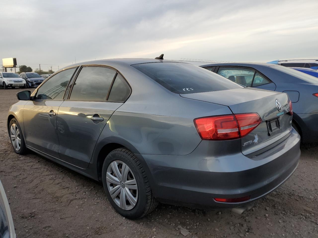 Image 2 of 2015 VOLKSWAGEN JETTA TDI 2015 with VIN 3VWLA7AJ6FM319268
