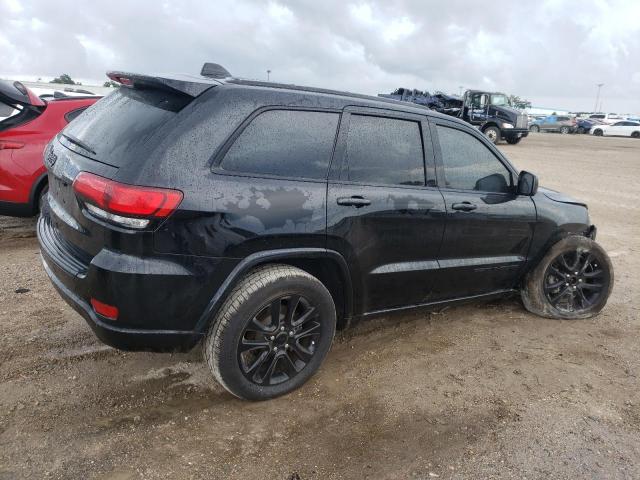 Image 3 of 2018 JEEP GRAND CHEROKEE LAREDO 2018 with VIN 1C4RJFAGXJC466294