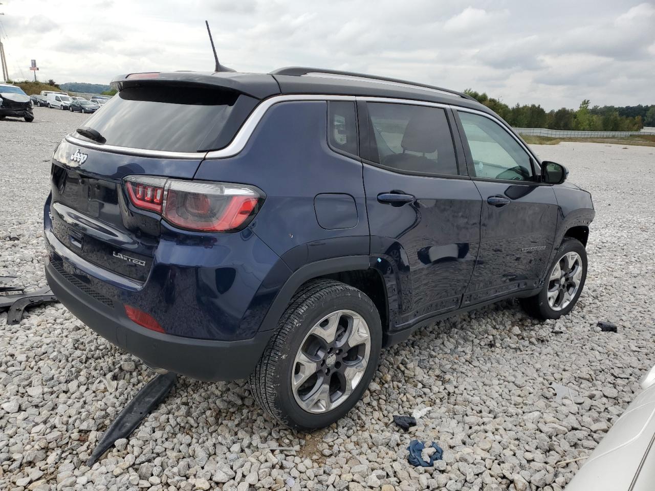 Изображение 3 2021 JEEP COMPASS LIMITED 2021 с VIN 3C4NJDCB1MT573229