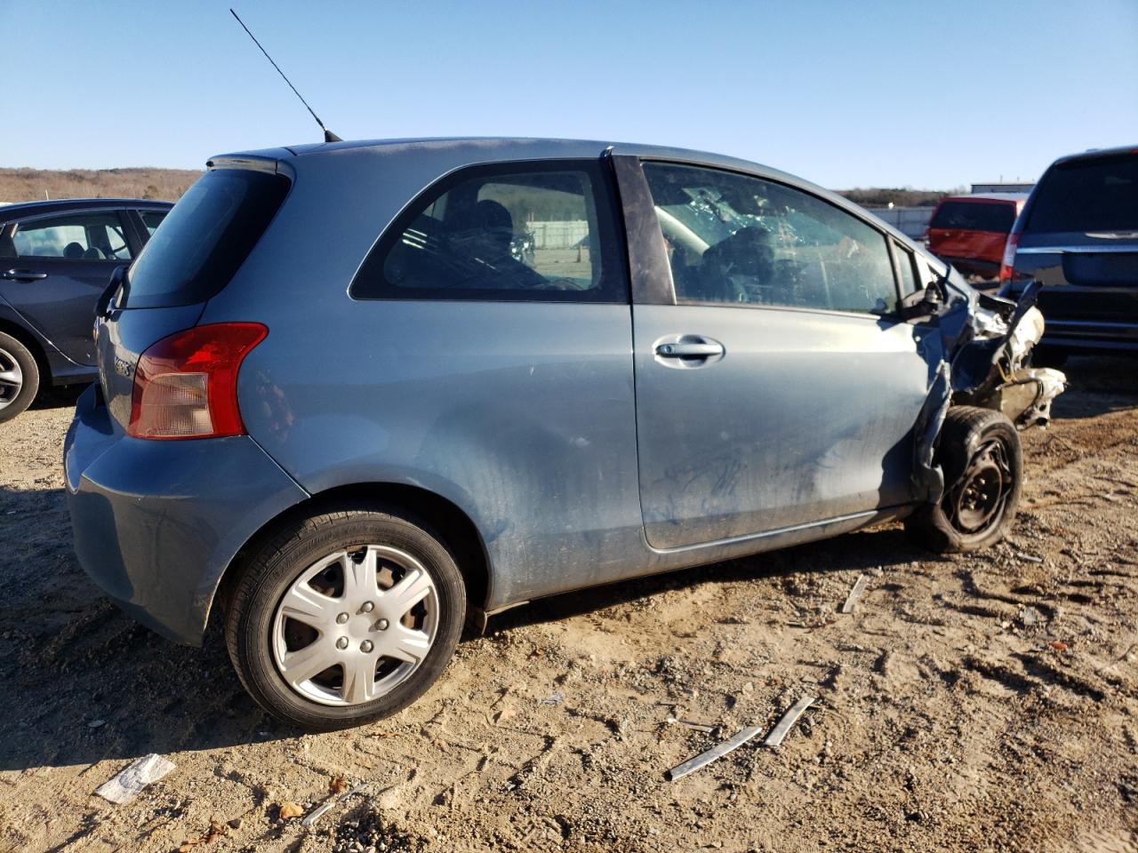 Obraz 3 z 2007 TOYOTA YARIS  2007 z VIN JTDJT923975117905