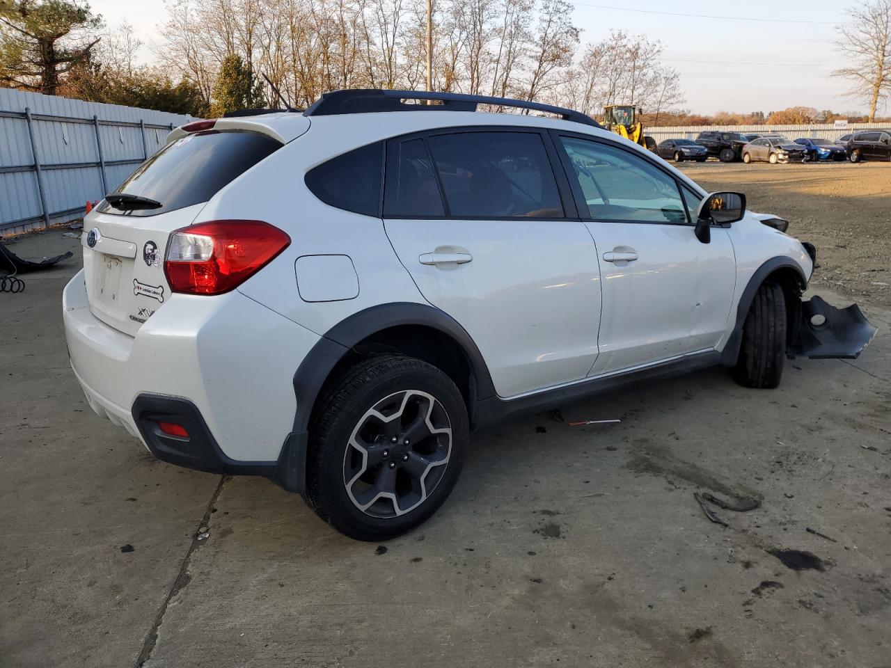 Image 3 of 2014 SUBARU XV CROSSTREK 2.0 PREMIUM 2014 with VIN JF2GPACC4E8304397