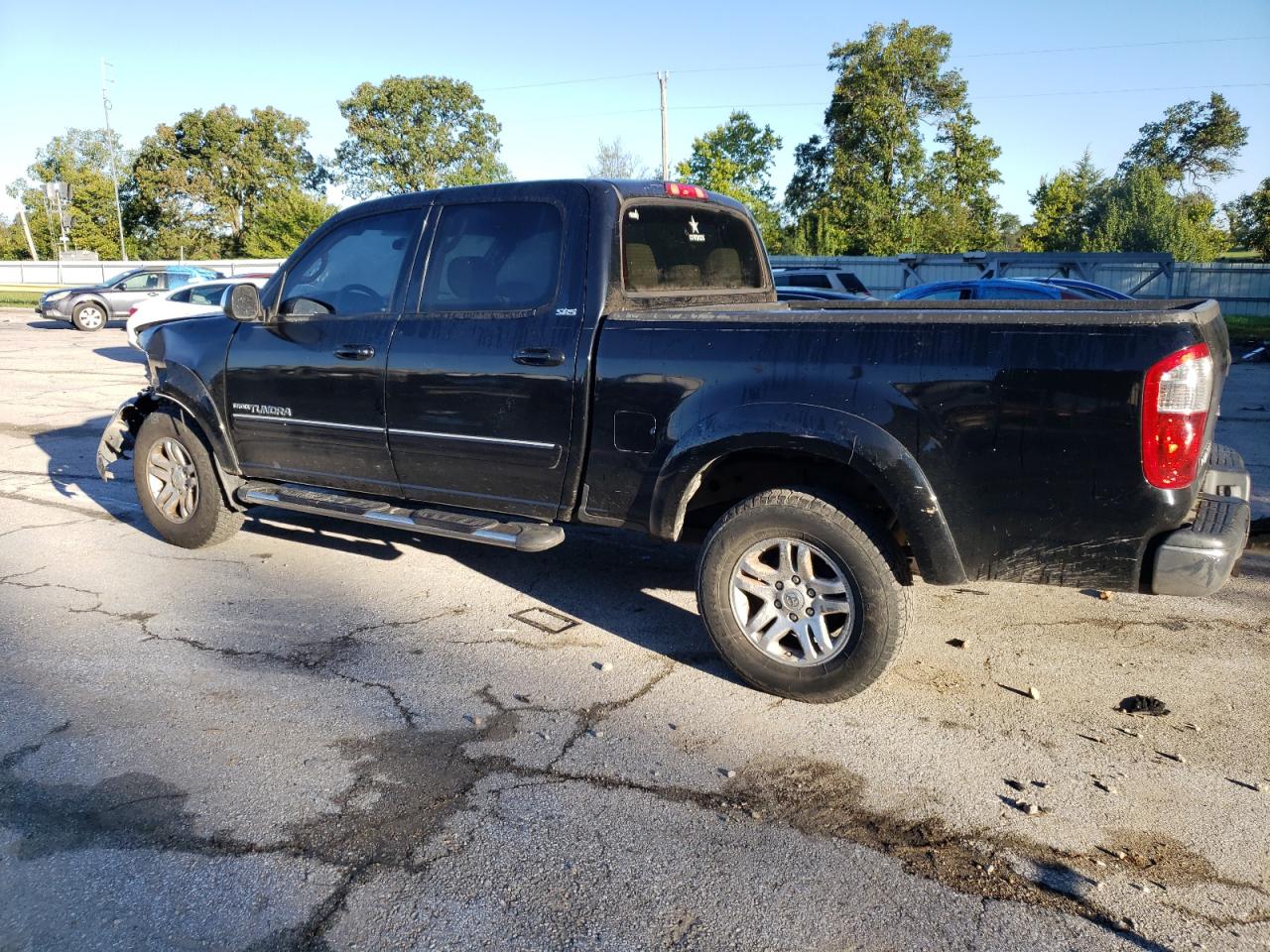 Obraz 2 z 2006 TOYOTA TUNDRA DOUBLE CAB SR5 2006 z VIN 5TBDT44116S512738